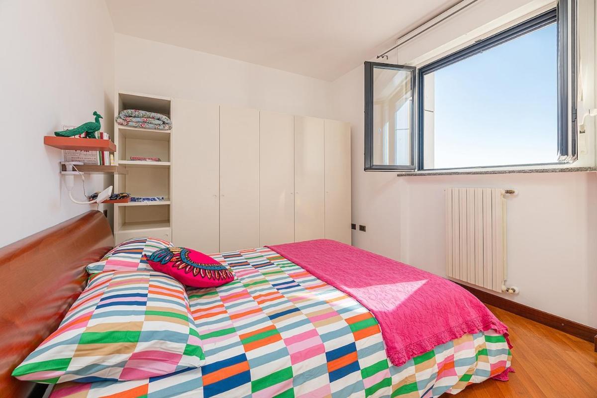 The Rainbow House With Terrace! Apartment Milan