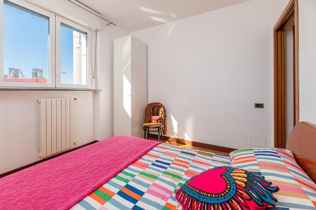 The Rainbow House With Terrace! Milan